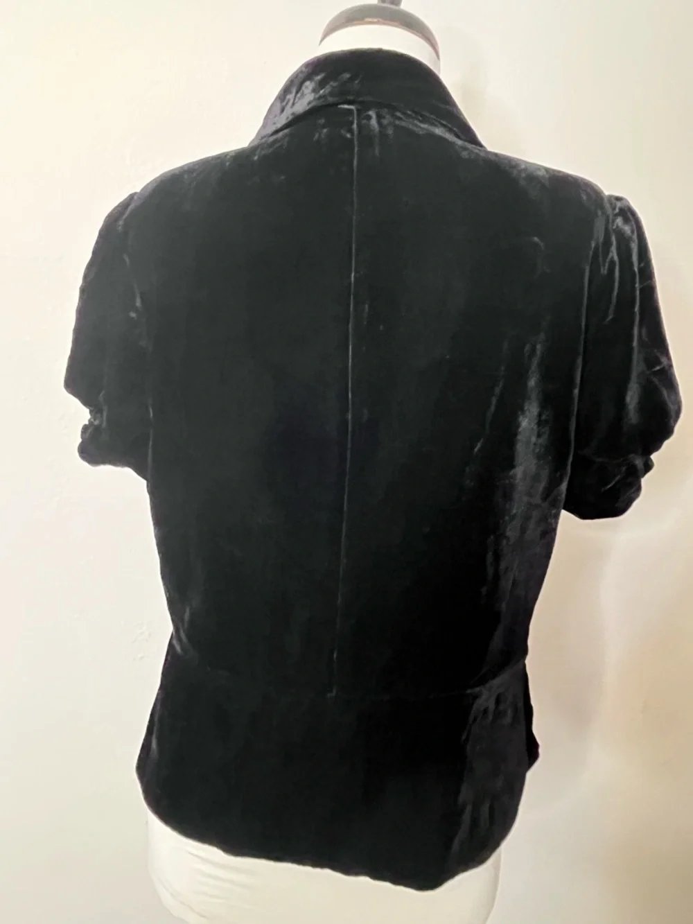 Newport News Black Velvet Short Sleeve Jacket - Picture 2 of 8